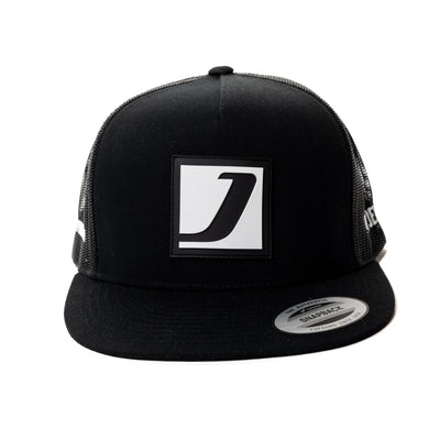 Gorra TRUCKER SÍMBOLO NEGRO/BLANCO