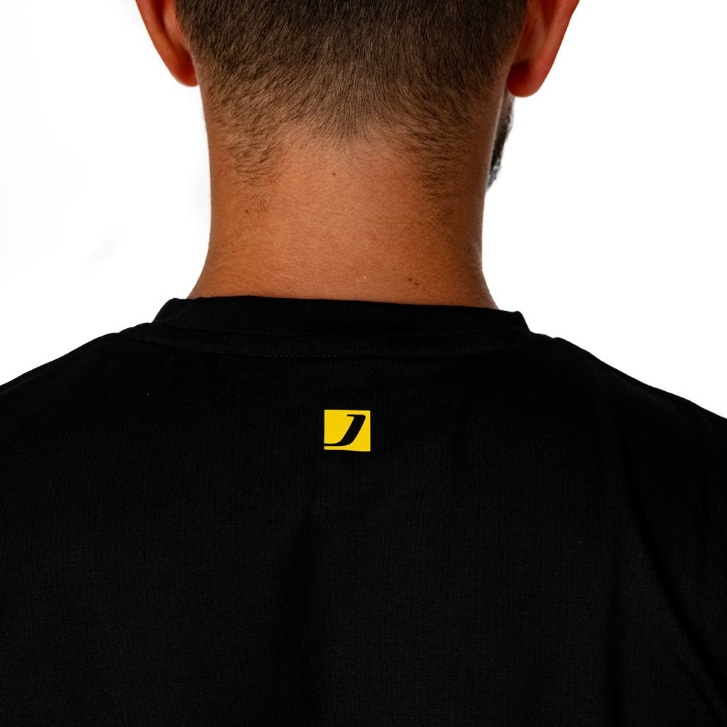 CAMISETA SÍMBOLO NEGRO/SOMBRA